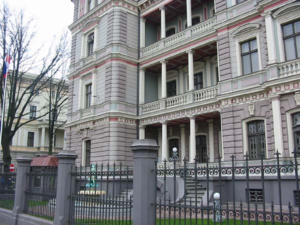 Российское посольство в Латвии